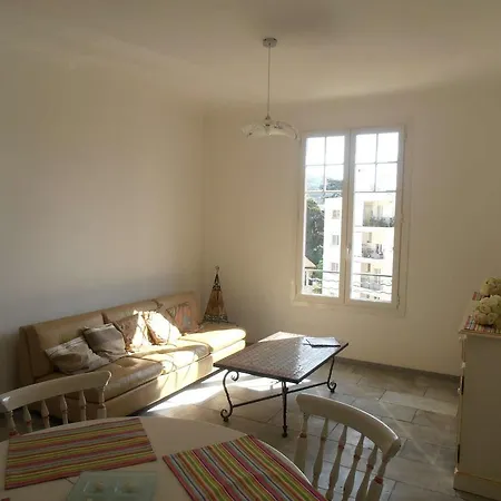 Appartement Palais Meurice *